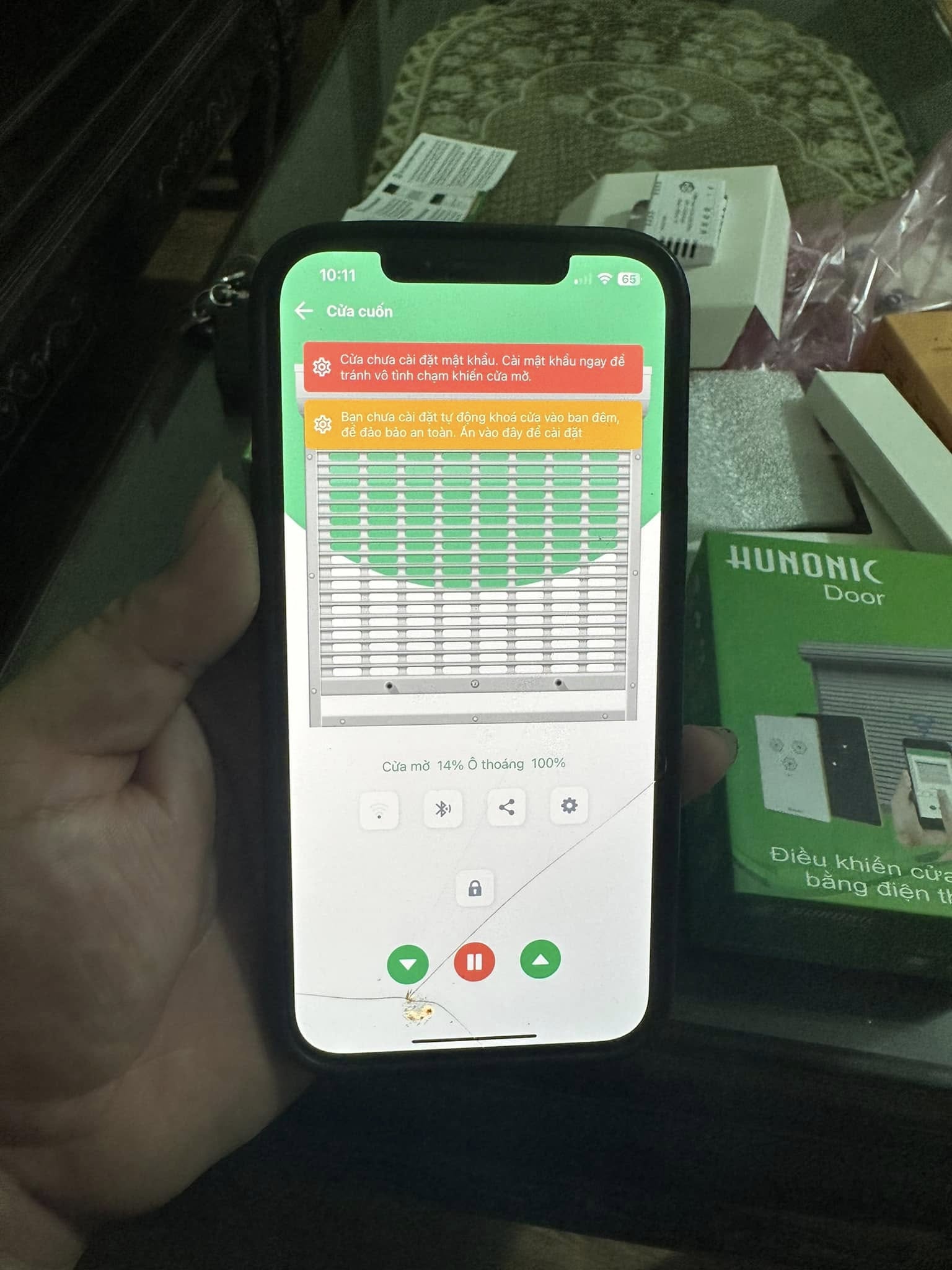 Điều khiển cửa cuốn qua điện thoại